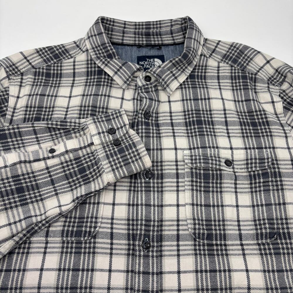 The North Face XL Gray White Plaid Check Long Sleeve Button Up Flannel Shirt